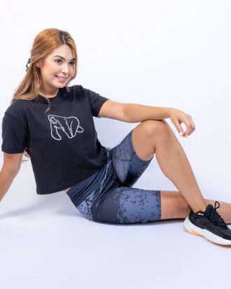 Crop Top Negro logo